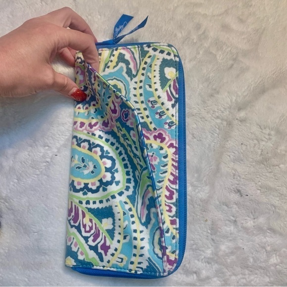 Vera Bradley Large Wallet Clutch Blue Geometric Floral Paisley Zip-Up Card Slots - Picture 10 of 16